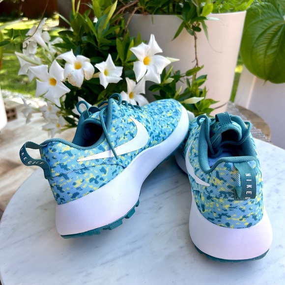 🐠Nike perfect day🐠-Comfy and light 🐠New - - Picture 3 of 8